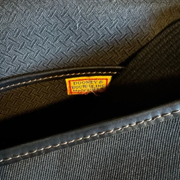 Dooney & Bourke Black Leather Trim Unisex Messenger Bag - Picture 5 of 10